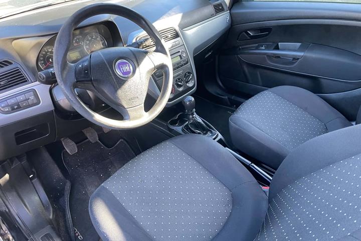 Sort Fiat Punto fra 2009