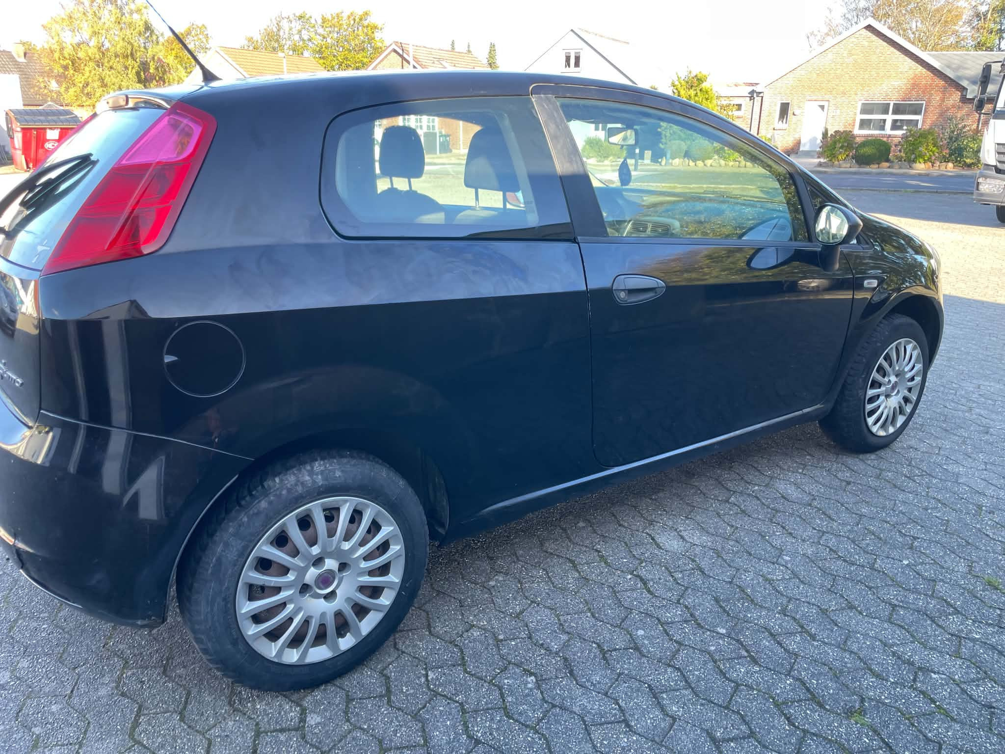 Sort Fiat Punto fra 2009