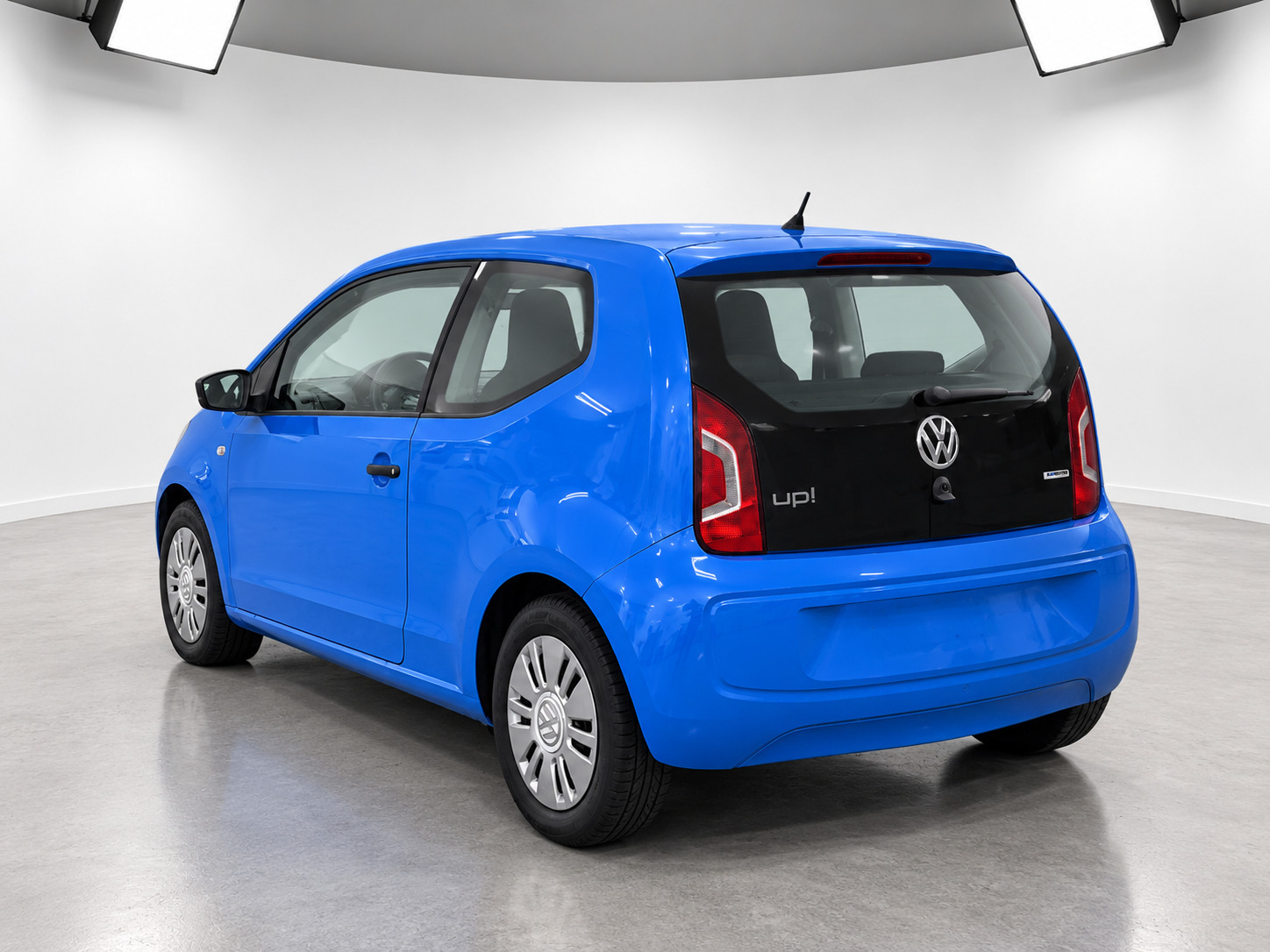 Blå VW UP! fra 2015