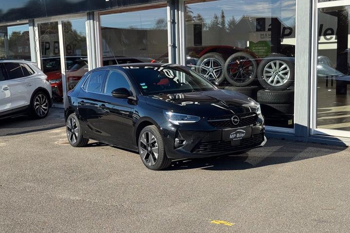 Sort Opel Corsa-e fra 2022