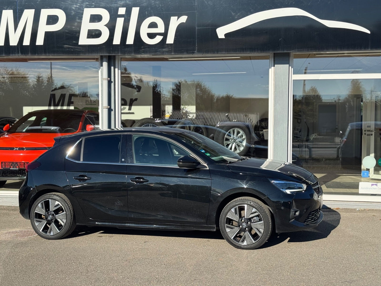 Sort Opel Corsa-e fra 2022