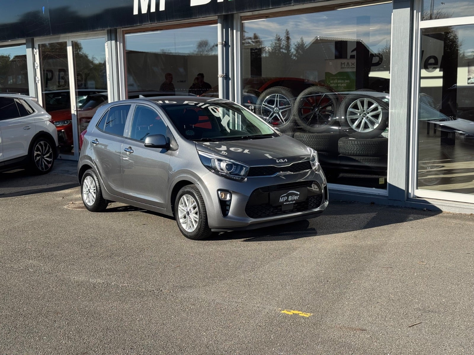 Grå Kia Picanto fra 2023