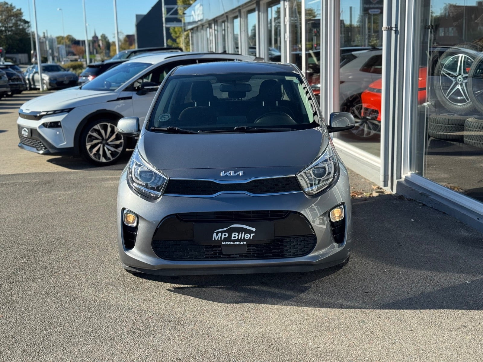 Grå Kia Picanto fra 2023