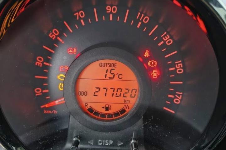 Hvid Toyota Aygo fra 2014