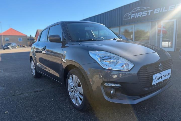 Grå Suzuki Swift fra 2018 set udefra