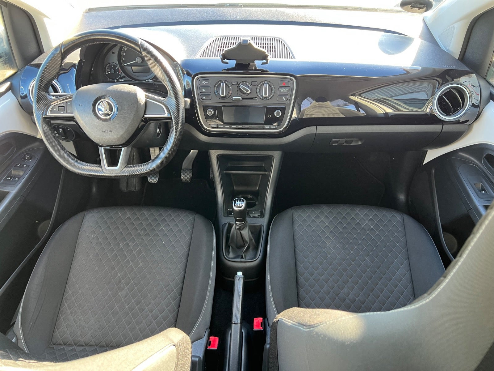 Hvid Skoda Citigo fra 2019