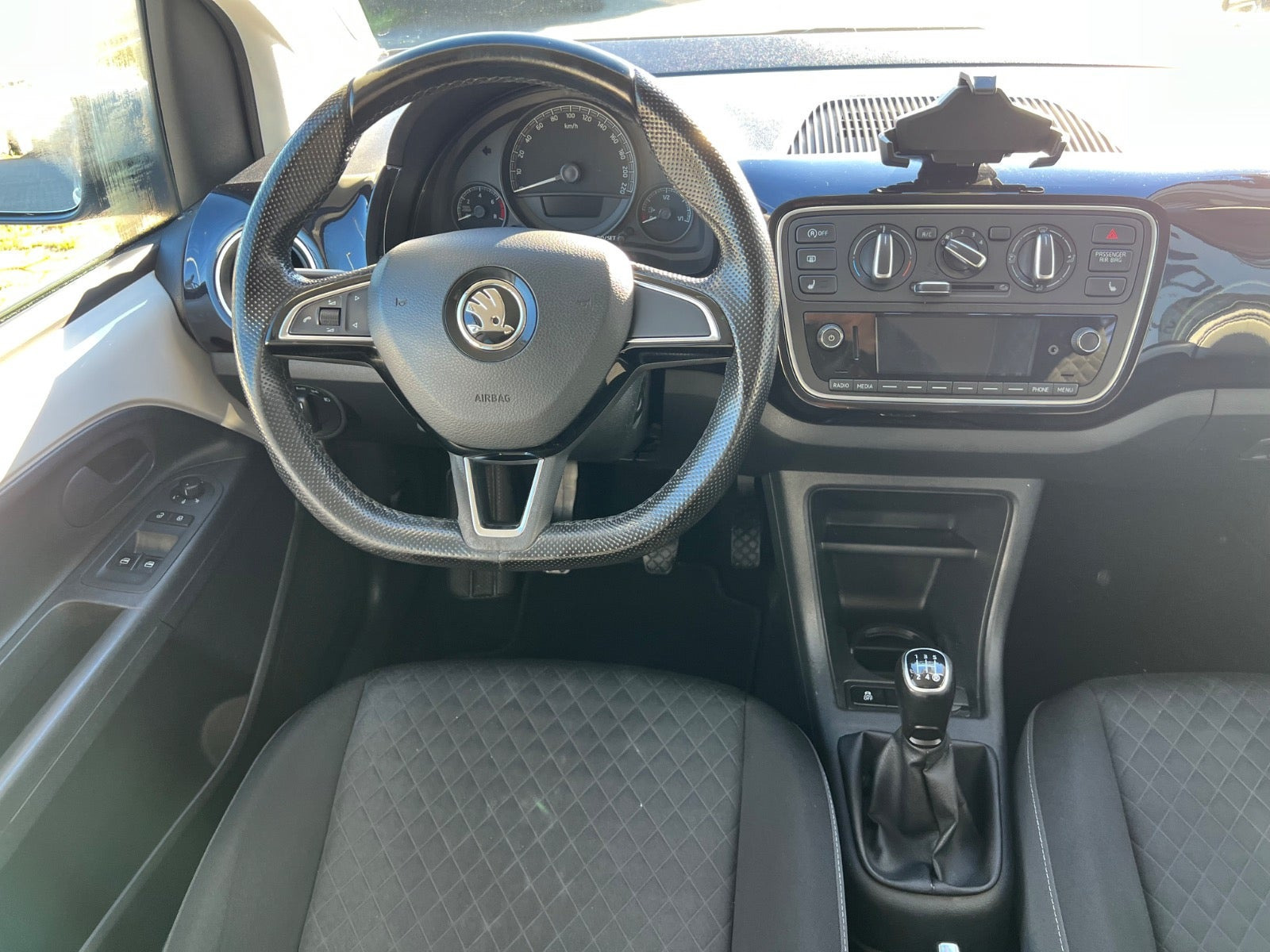 Hvid Skoda Citigo fra 2019