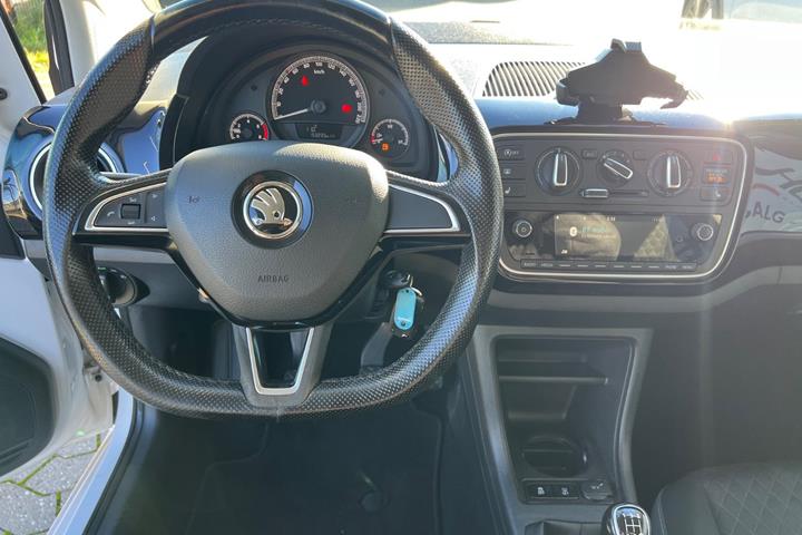 Hvid Skoda Citigo fra 2019