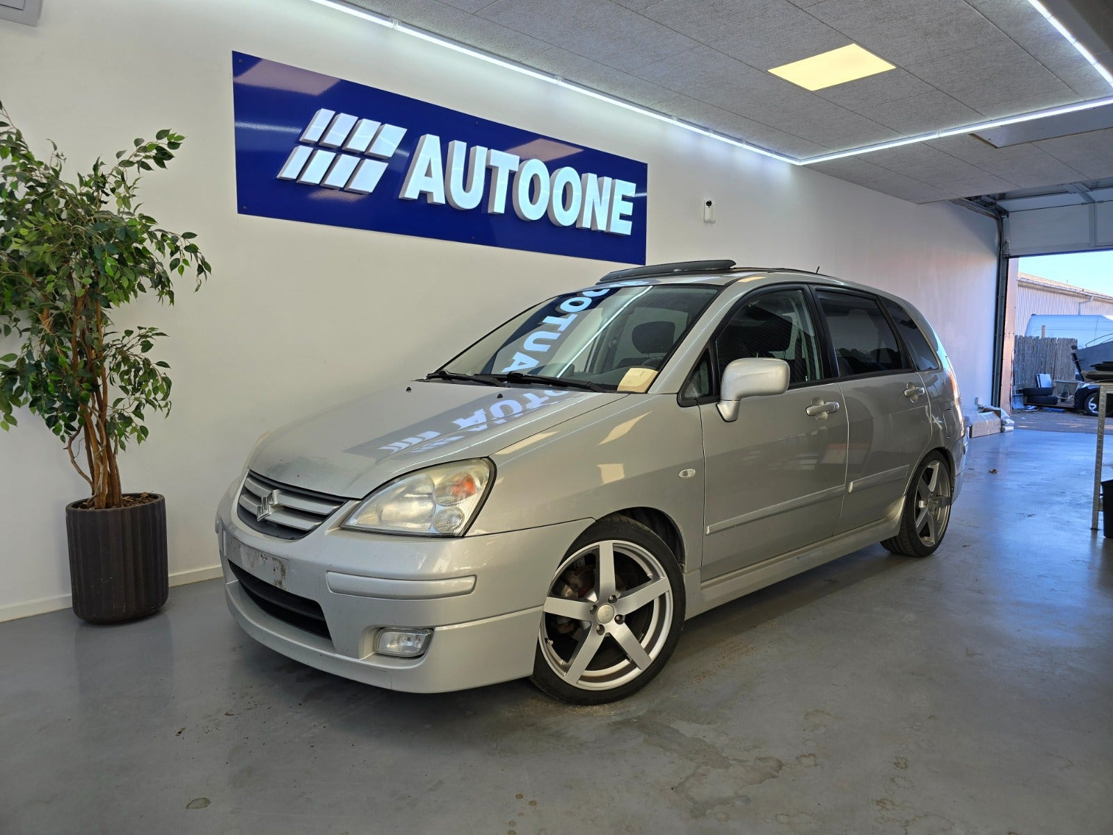Suzuki Liana 1,6