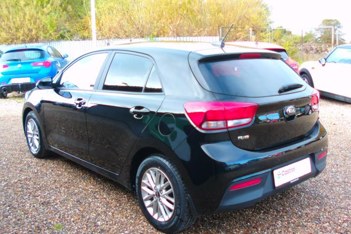 Sort Kia Rio fra 2020