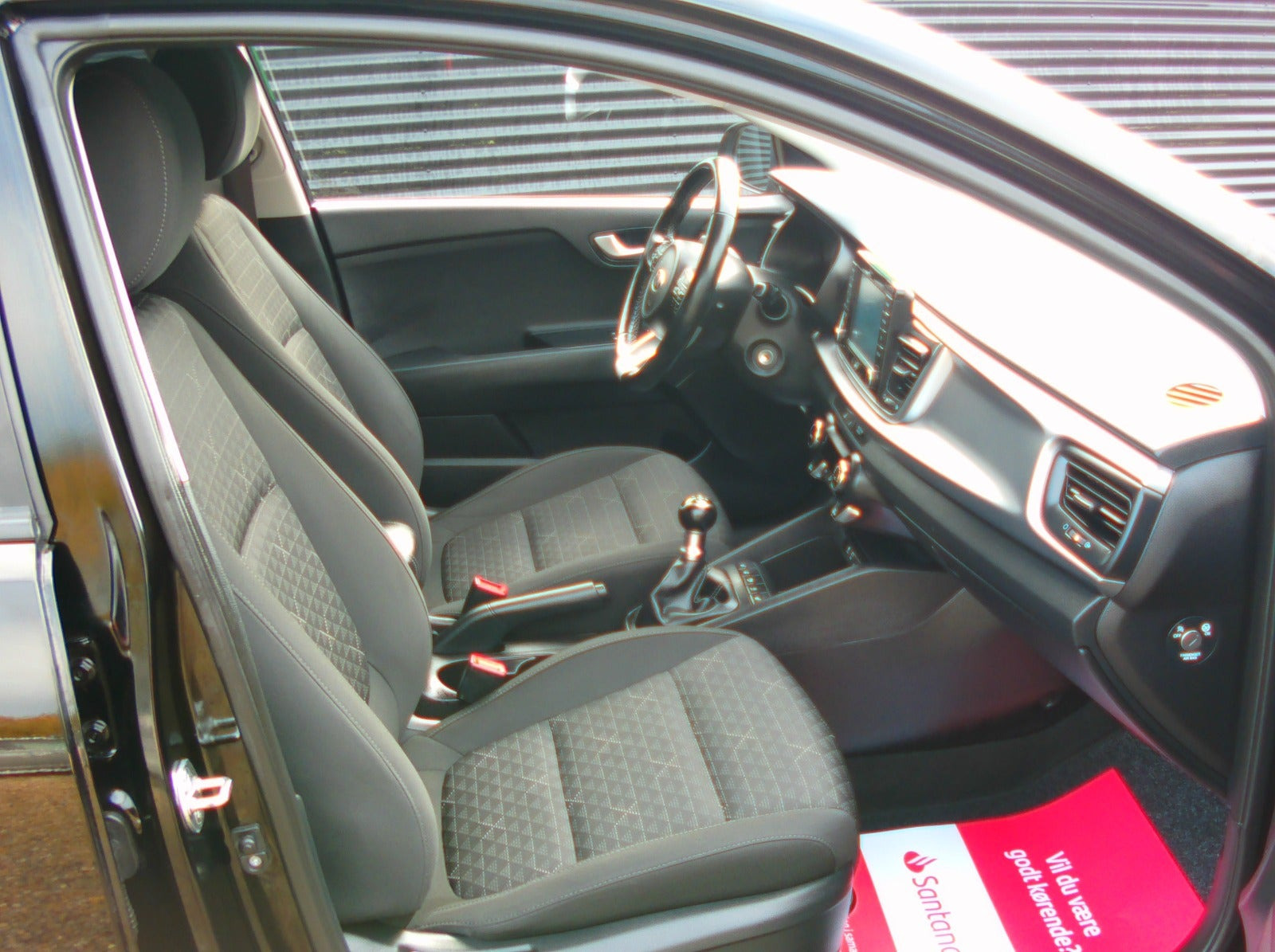 Sort Kia Rio fra 2020