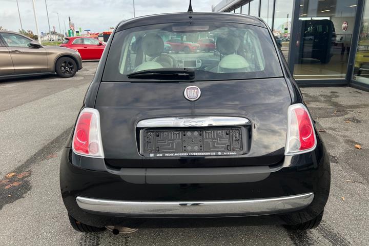 Sort Fiat 500 fra 2011