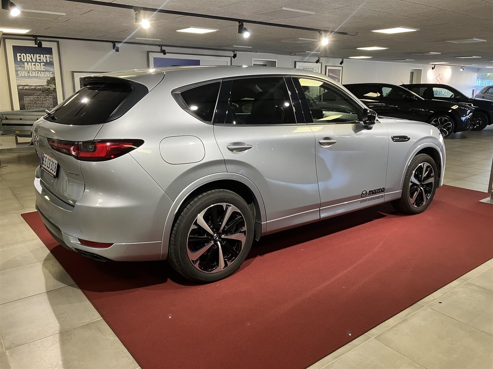 Grå Mazda CX-60 fra 2024