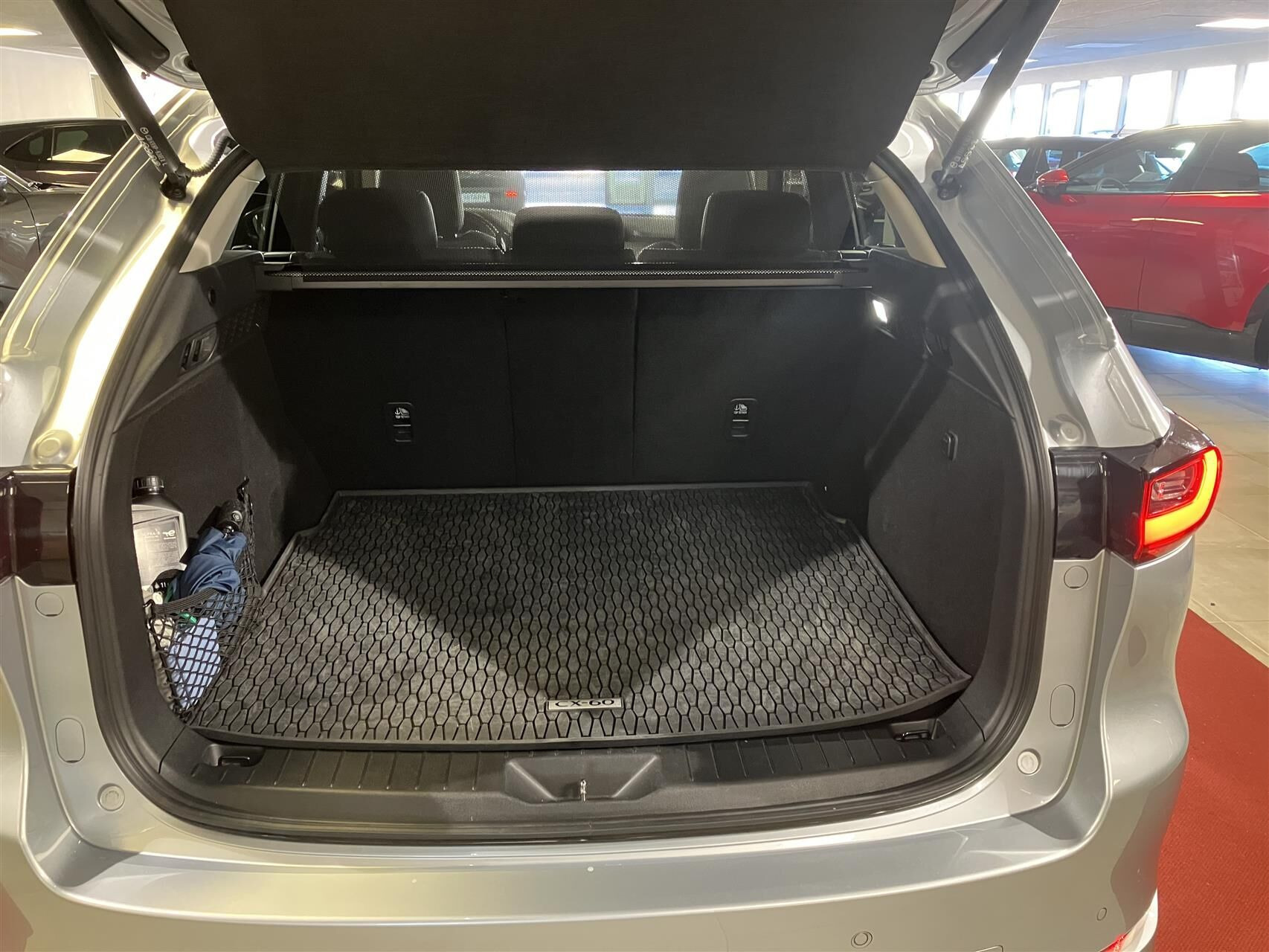 Grå Mazda CX-60 fra 2024