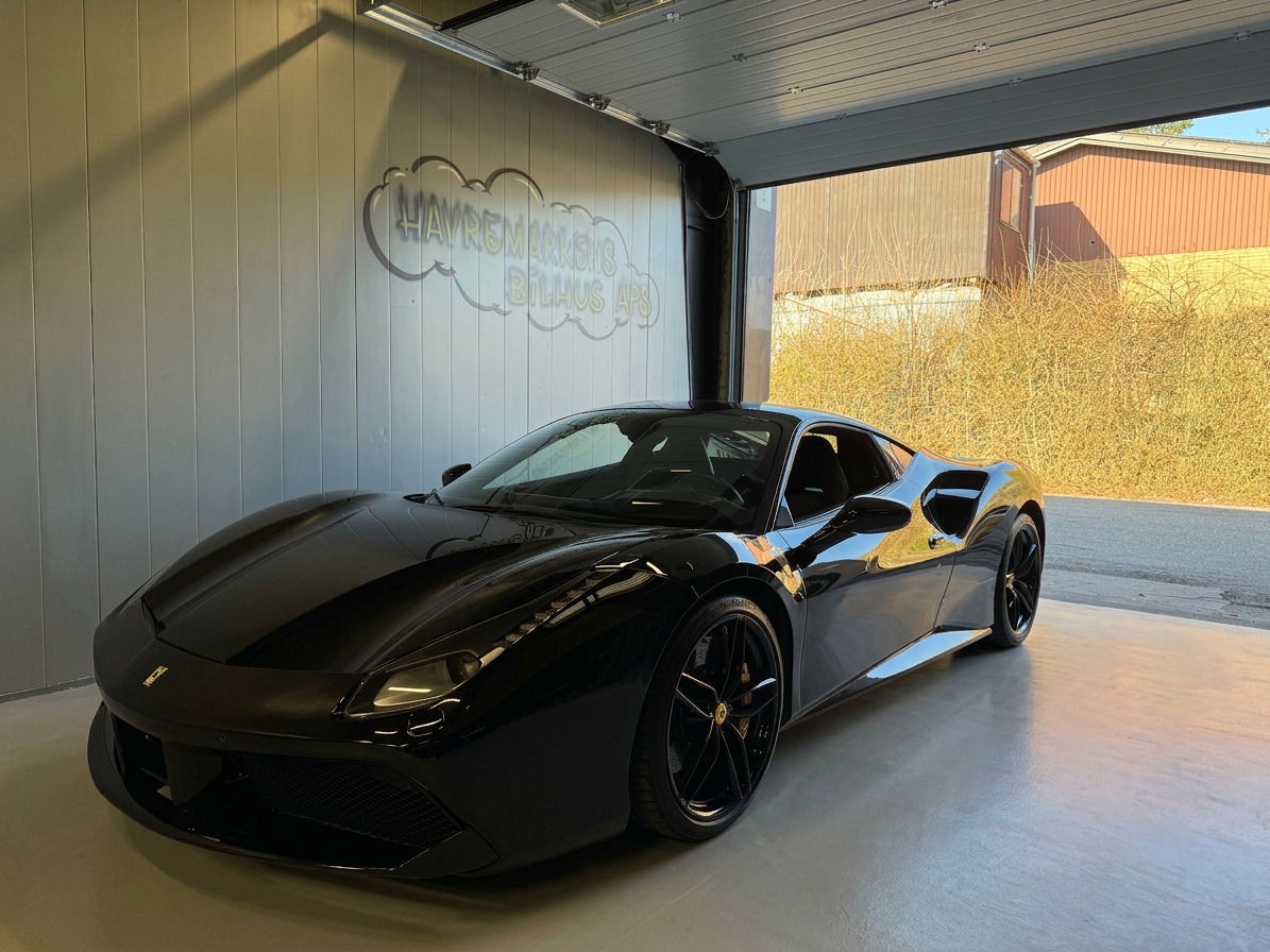 Ferrari 488 GTB 3,9 DCT