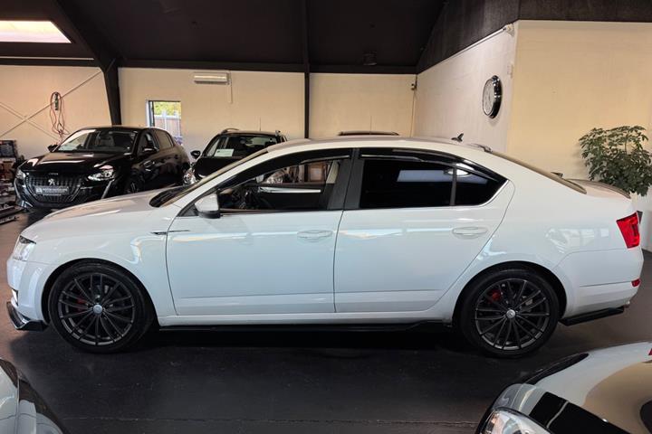 undefined Skoda Octavia fra 2014