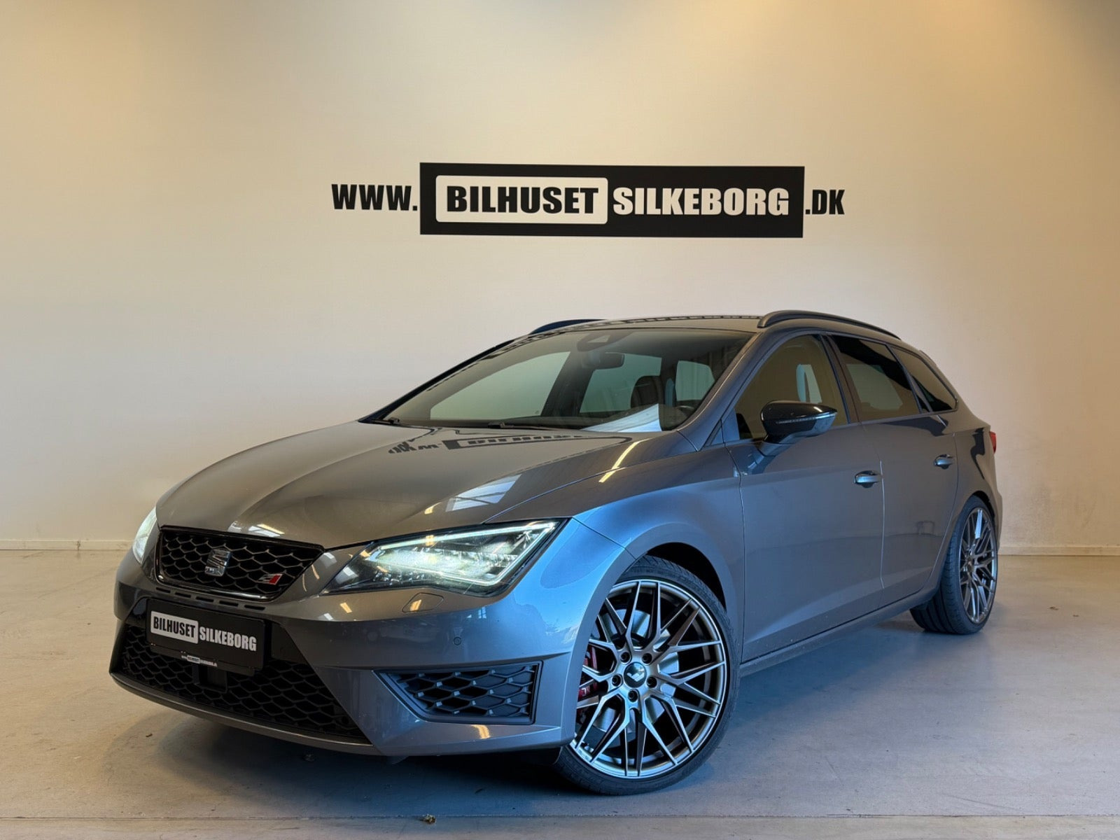 Seat Leon 2,0 TSi 290 Cupra ST DSG