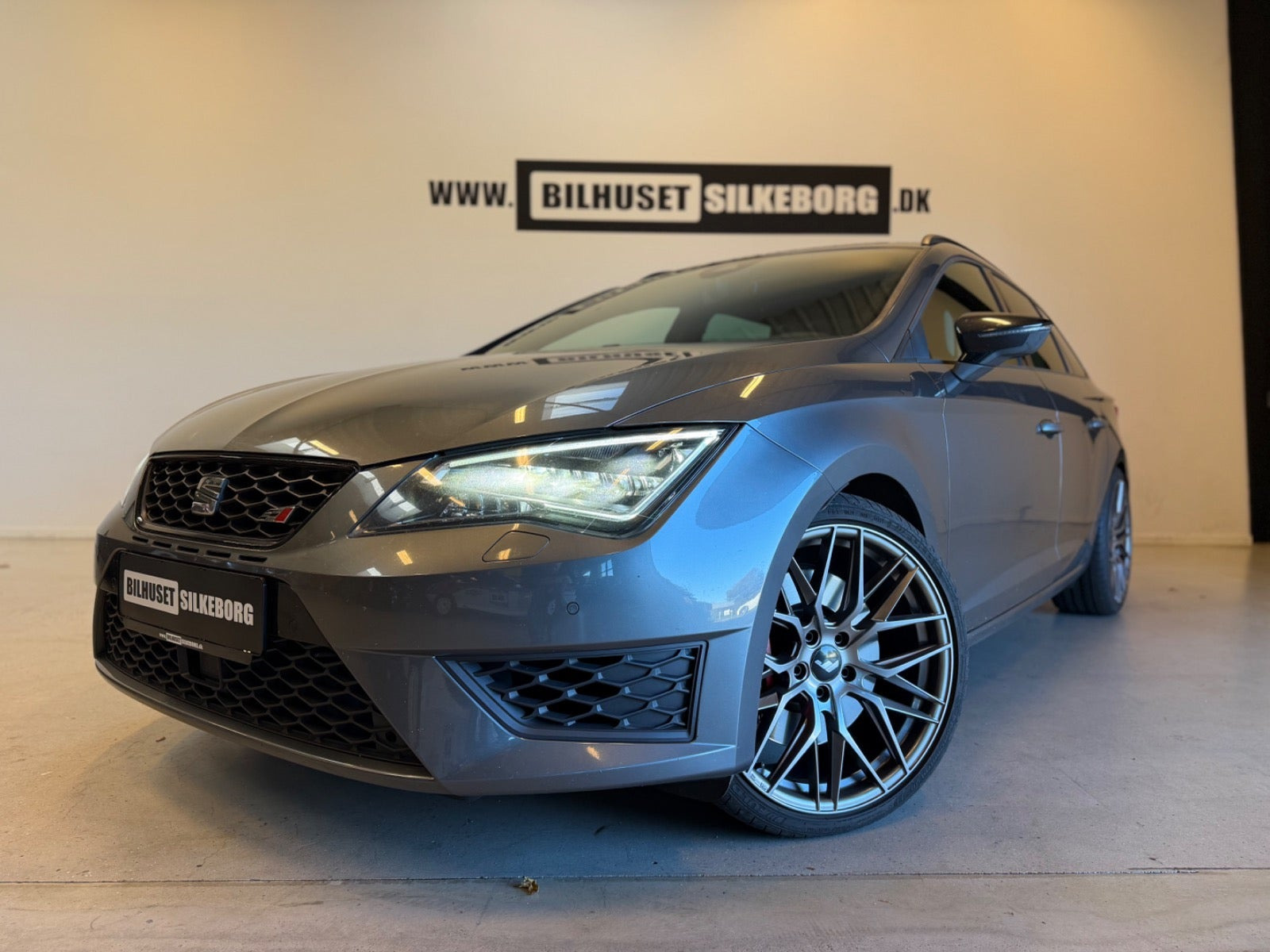 Sort Seat Leon fra 2017