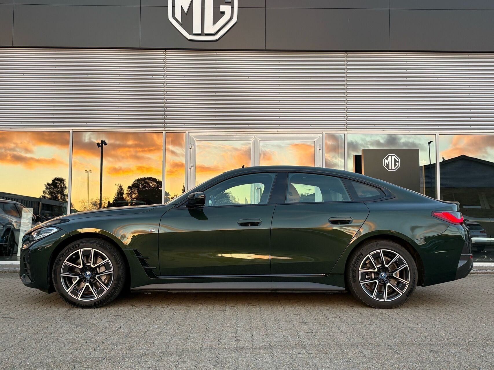 Grøn BMW i4 fra 2022