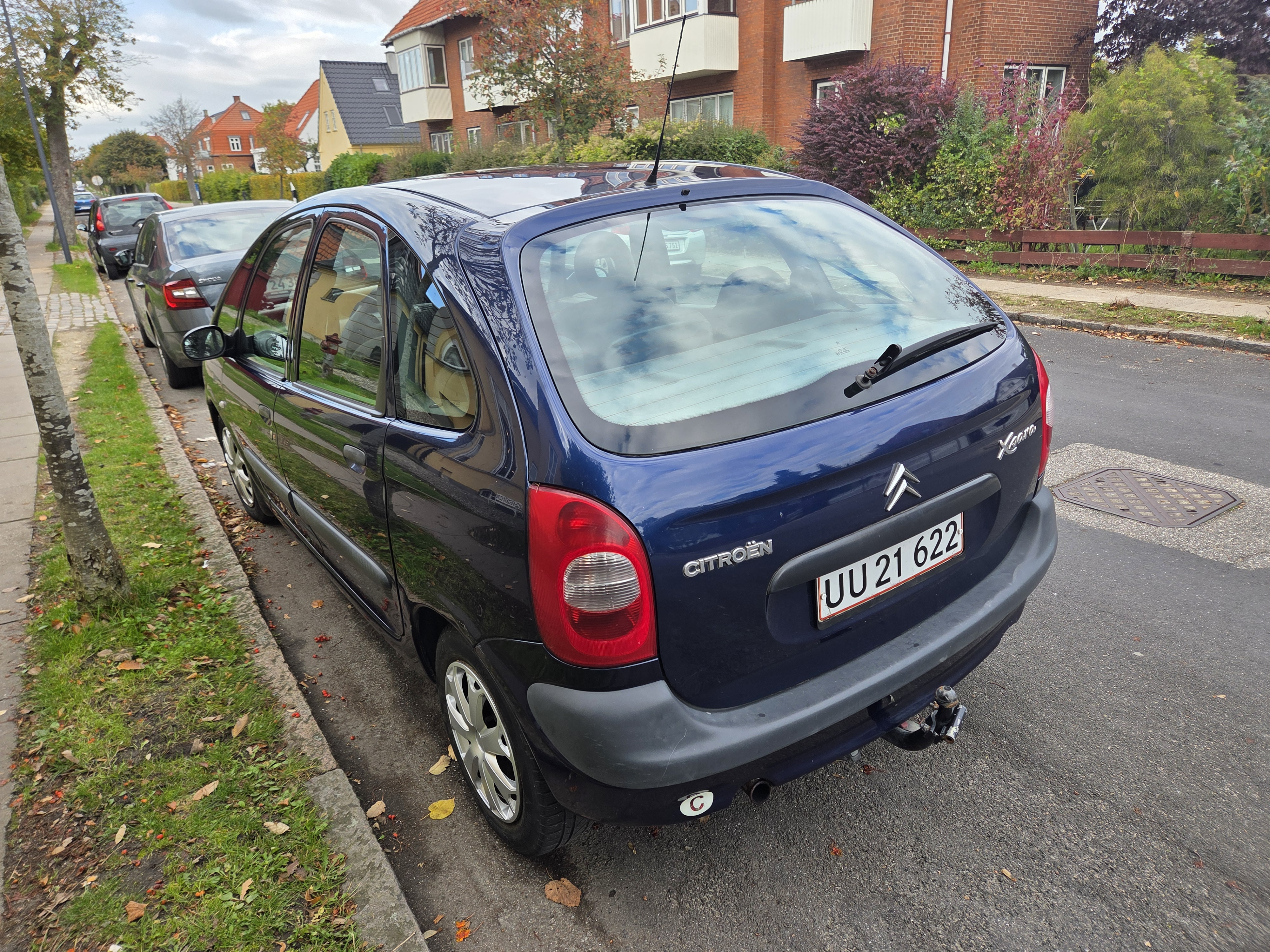 Blå Citroën Xsara Picasso fra 2002