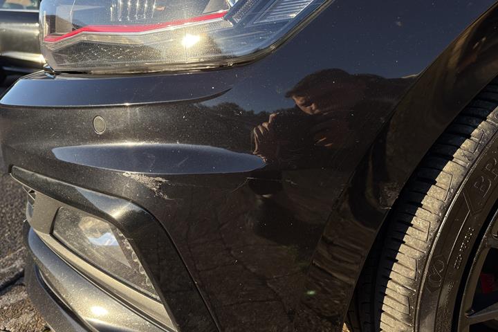 Sort VW Polo fra 2019