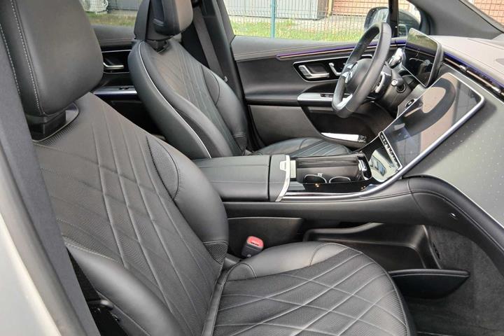 undefined Mercedes EQE500 SUV fra 2024