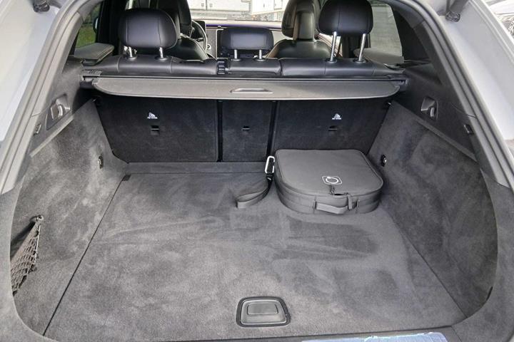 undefined Mercedes EQE500 SUV fra 2024