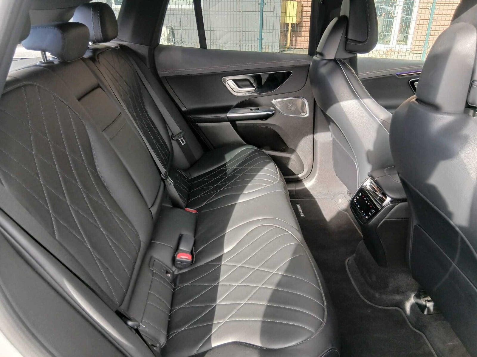 undefined Mercedes EQE500 SUV fra 2024
