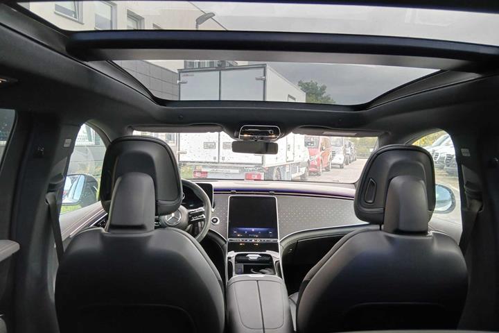 undefined Mercedes EQE500 SUV fra 2024