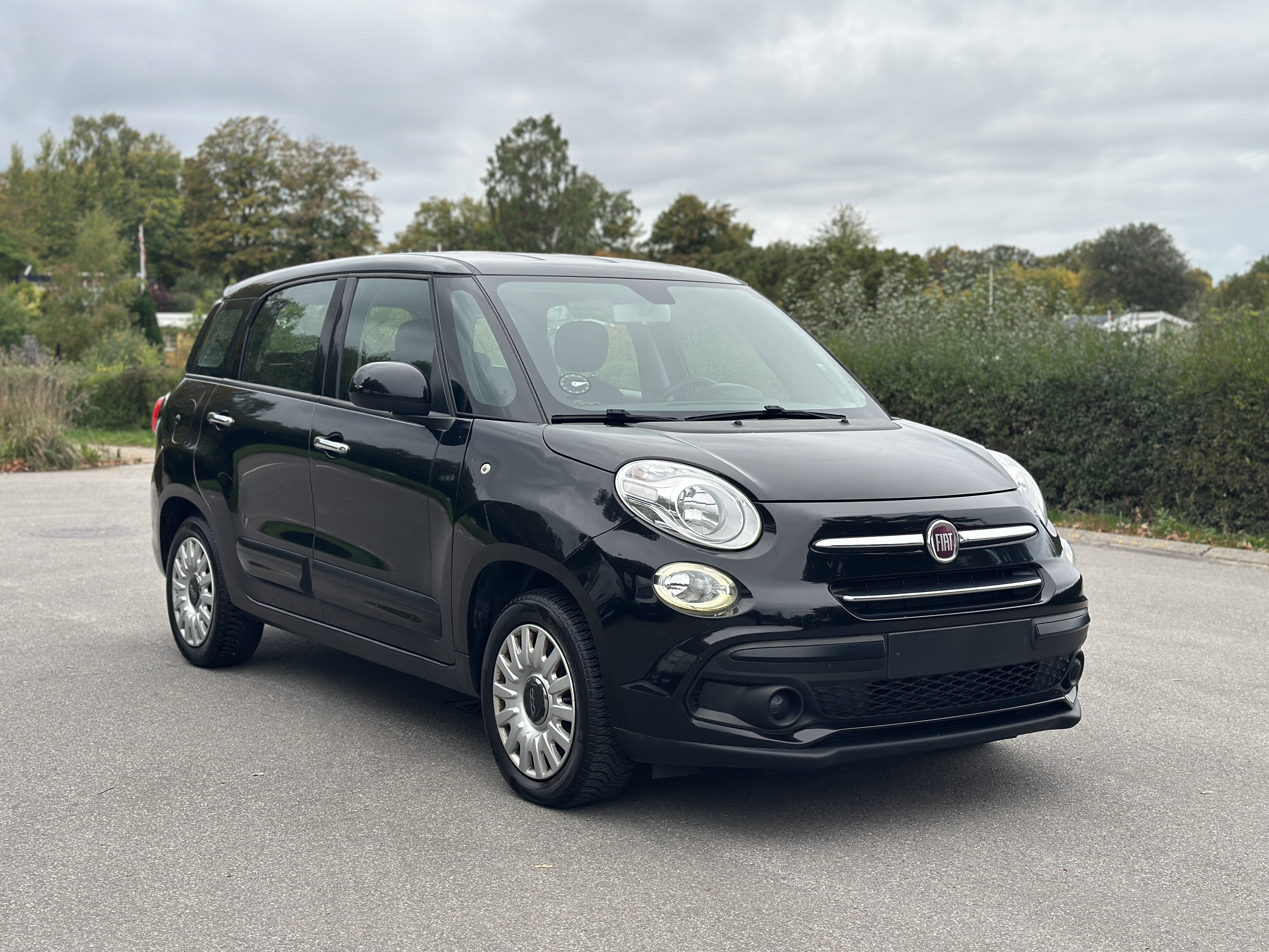 Sort Fiat 500L Wagon fra 2019