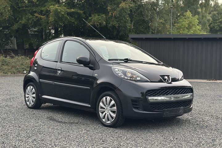 undefined Peugeot 107 fra 2010