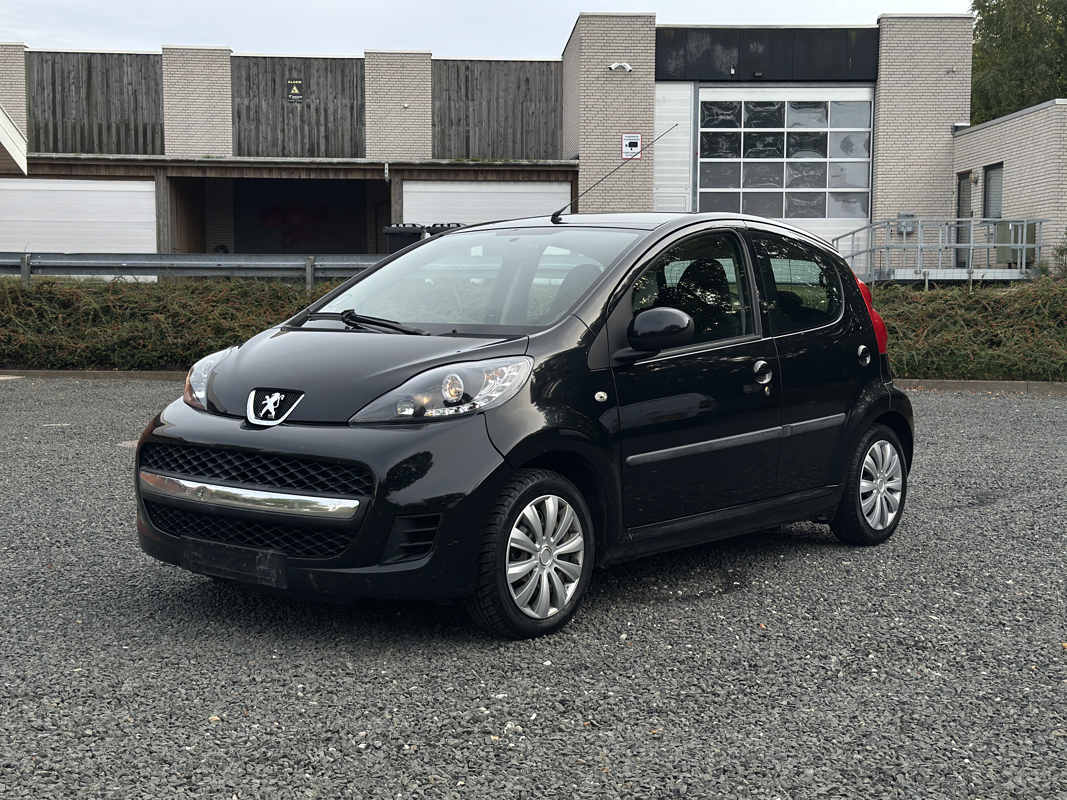 undefined Peugeot 107 fra 2010