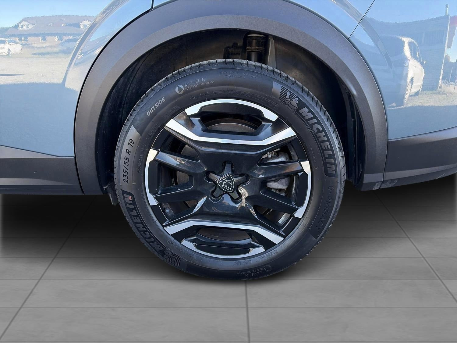 undefined Peugeot e-5008 fra 2025