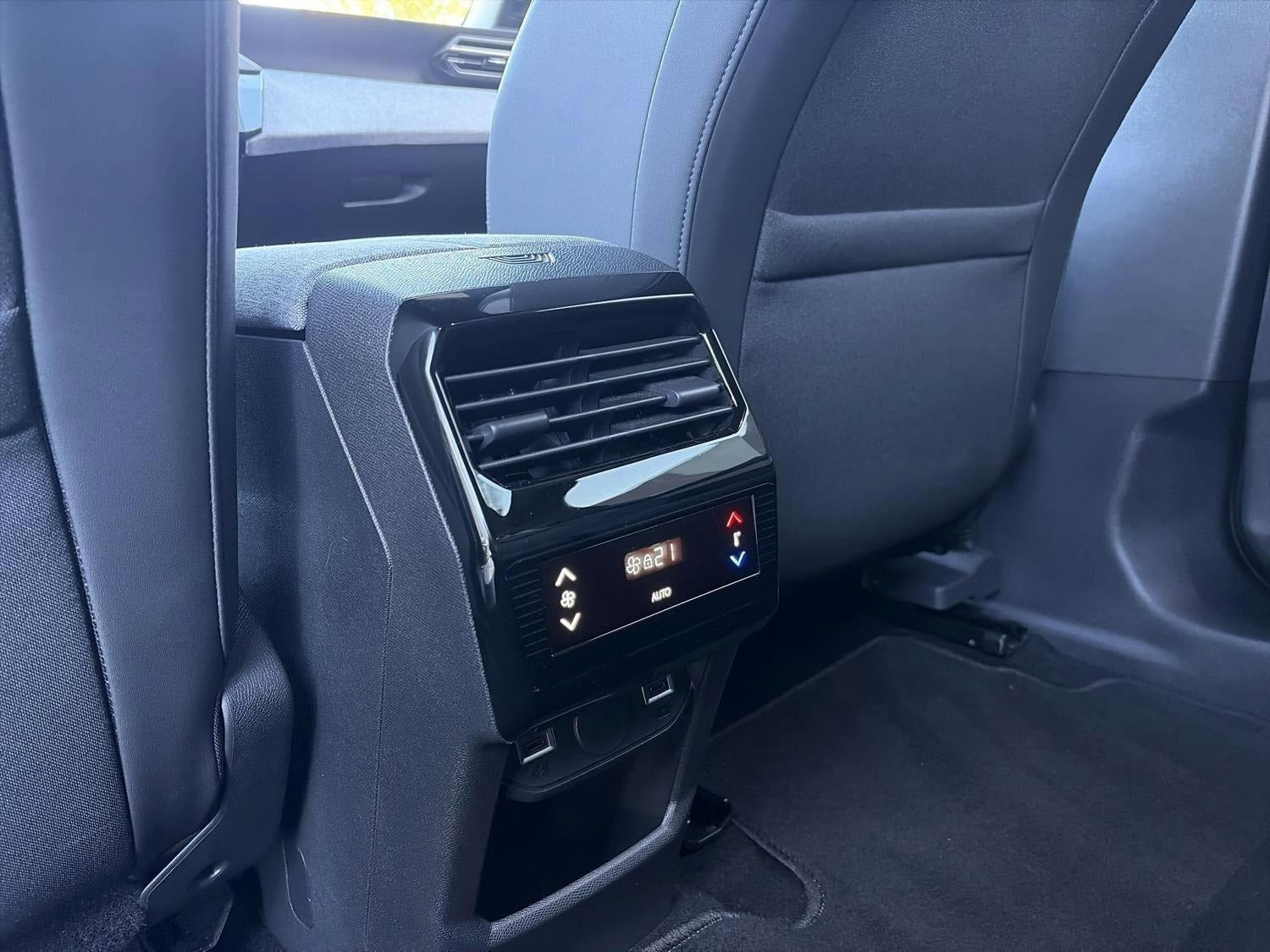 undefined Peugeot e-5008 fra 2025