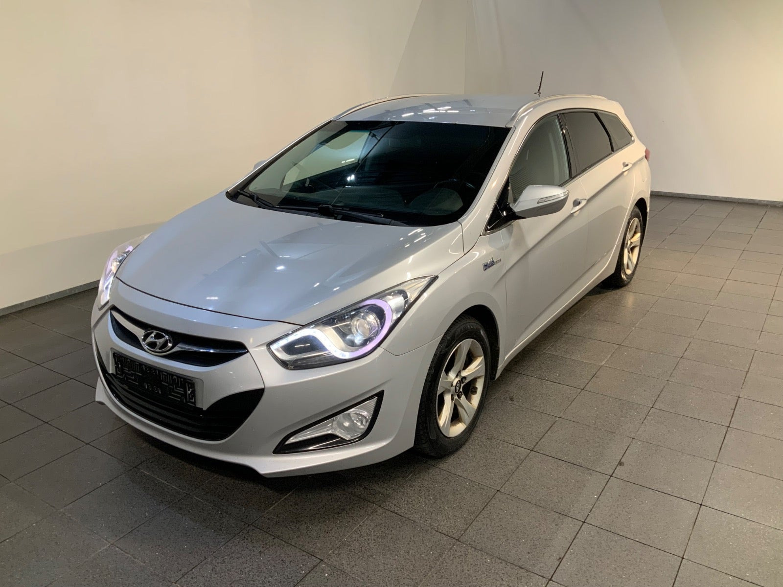 Sølv Hyundai i40 fra 2014