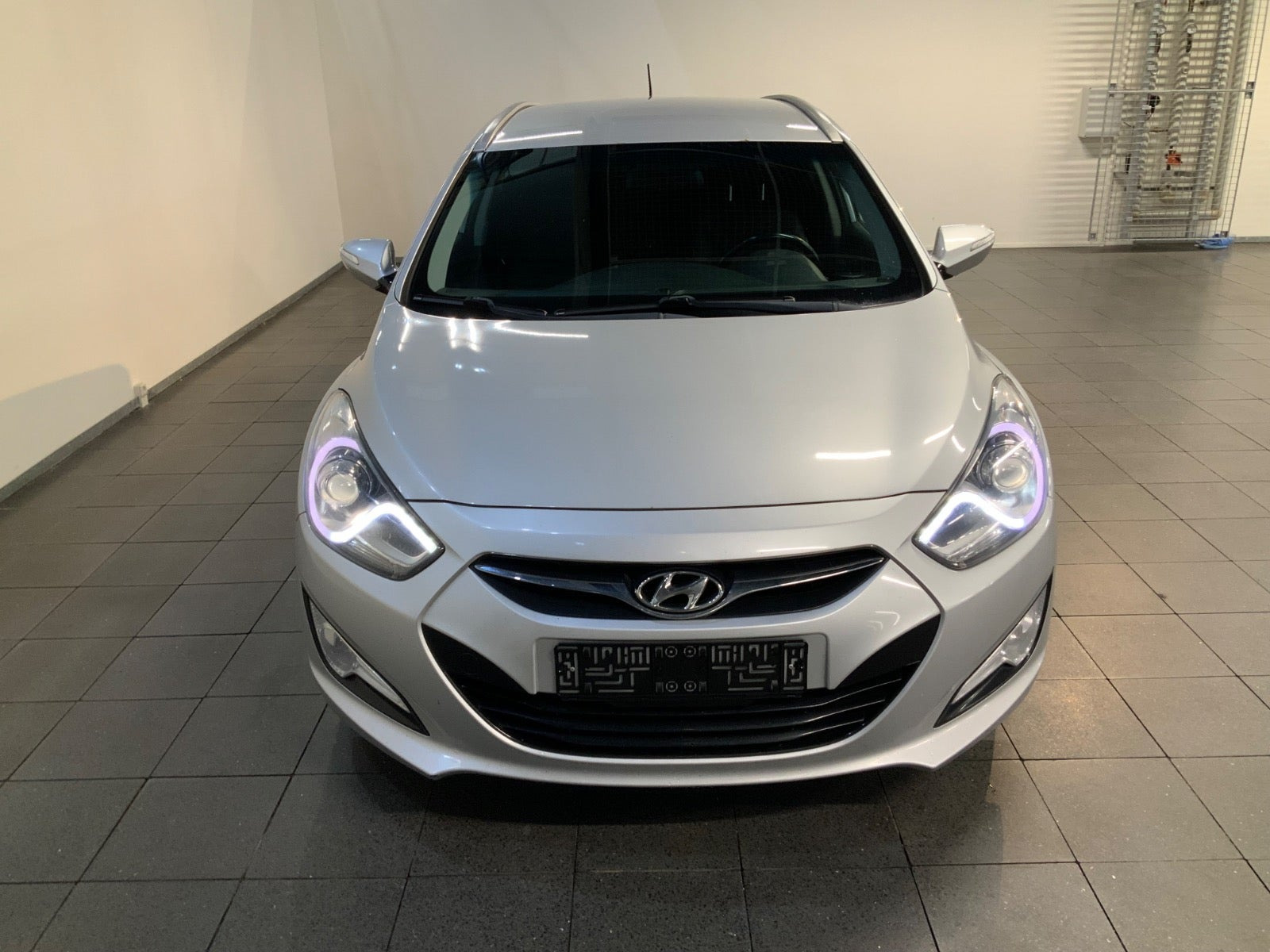 Sølv Hyundai i40 fra 2014