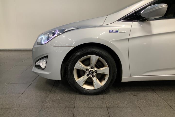 Sølv Hyundai i40 fra 2014