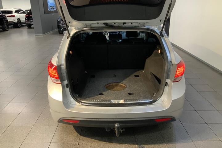 Sølv Hyundai i40 fra 2014