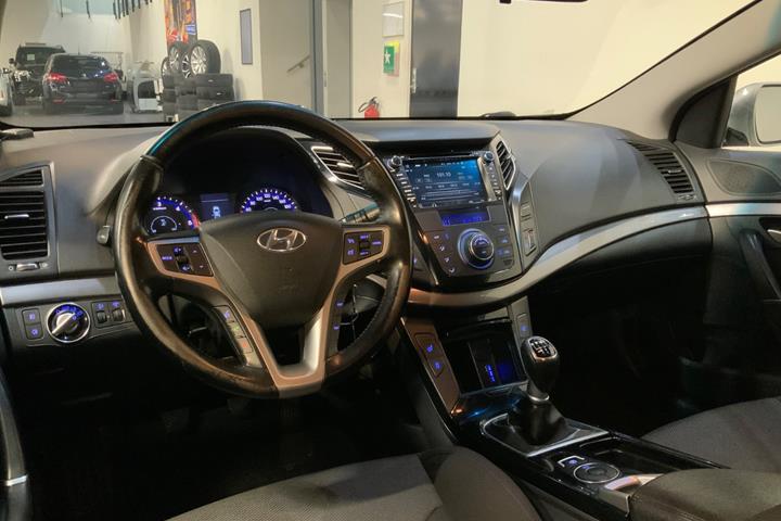 Sølv Hyundai i40 fra 2014