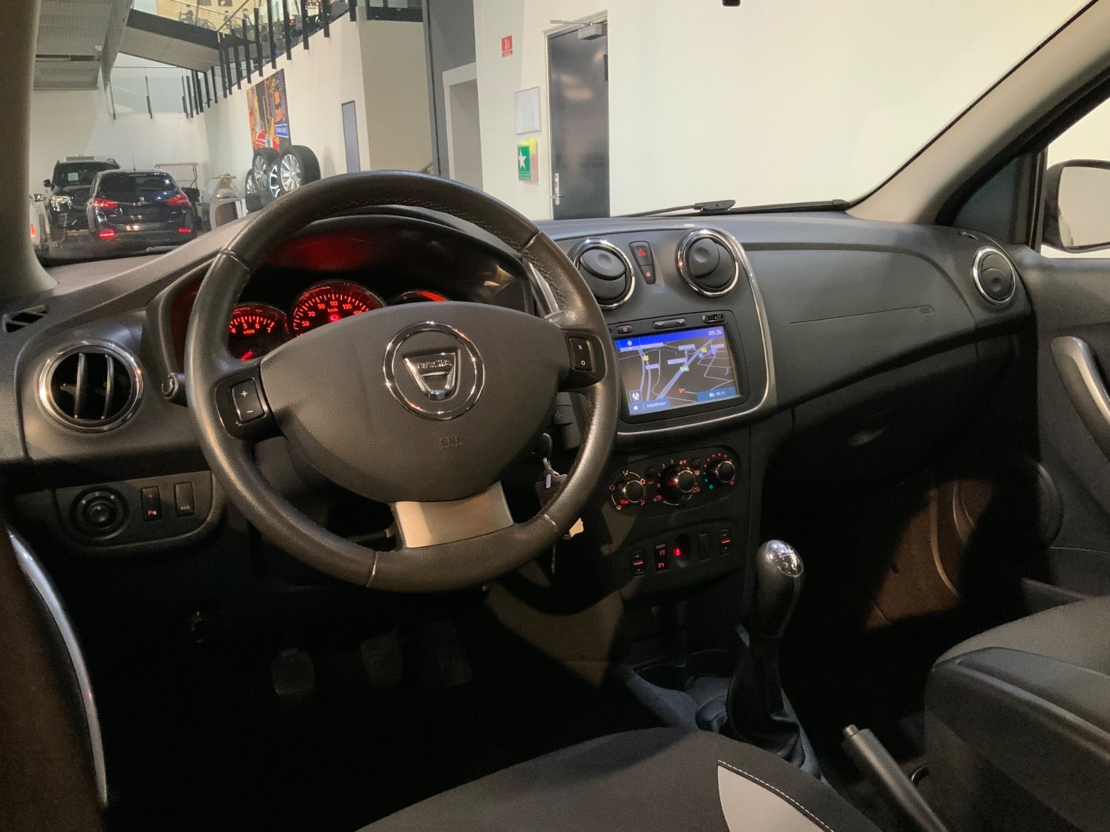 Brun Dacia Sandero Stepway fra 2016