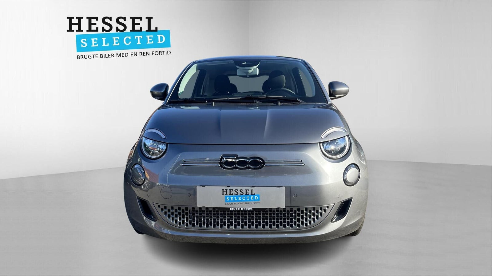 Grå Fiat 500e fra 2024