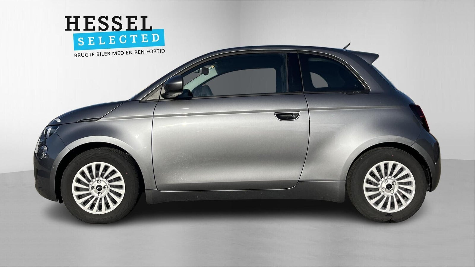 Grå Fiat 500e fra 2024