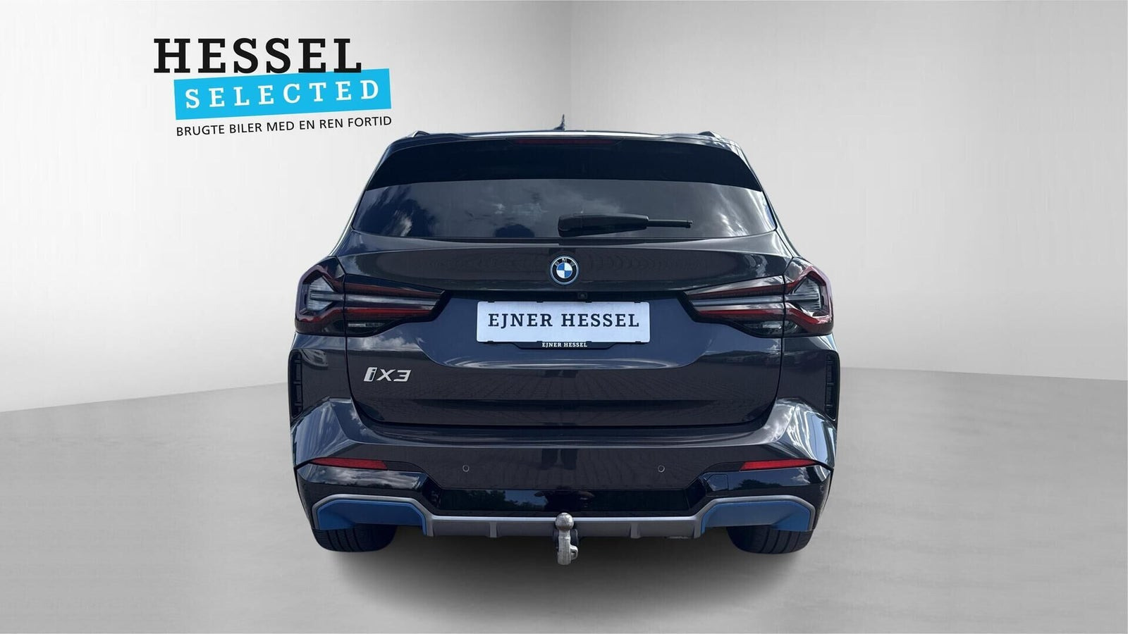 Grå BMW iX3 fra 2023