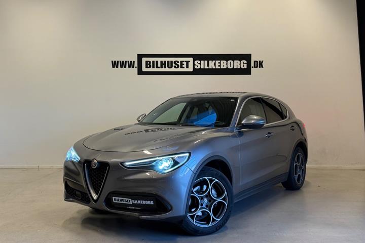 undefined Alfa Romeo Stelvio fra 2018
