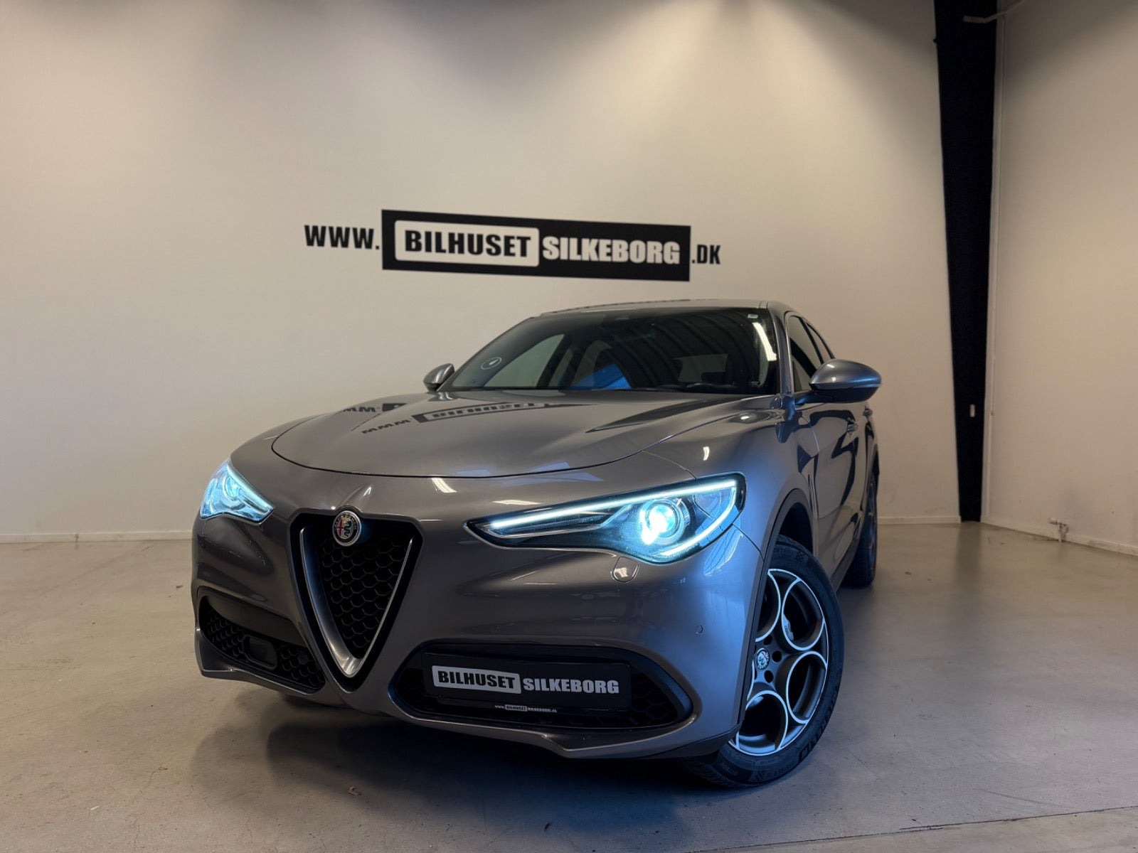 undefined Alfa Romeo Stelvio fra 2018