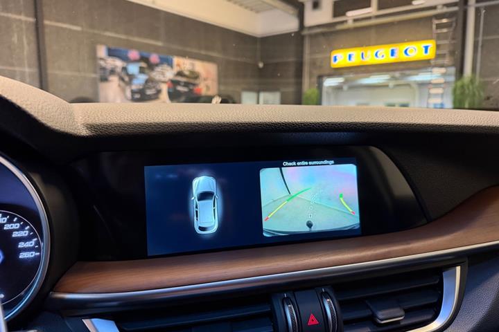 undefined Alfa Romeo Stelvio fra 2018