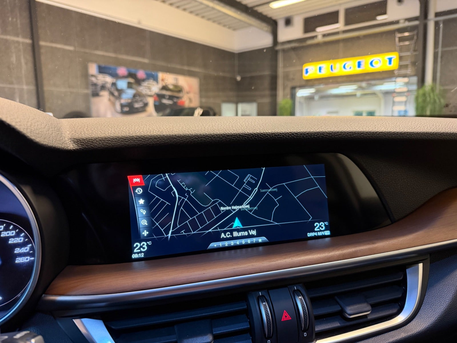 undefined Alfa Romeo Stelvio fra 2018