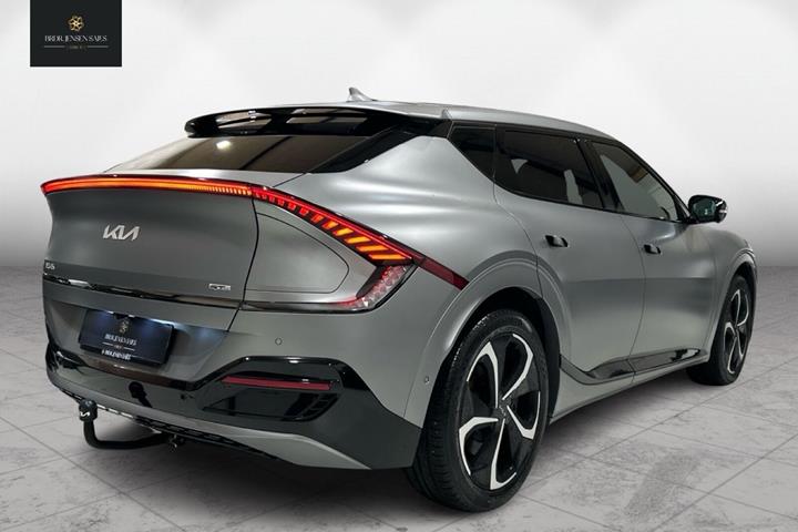 Grå Kia EV6 fra 2022