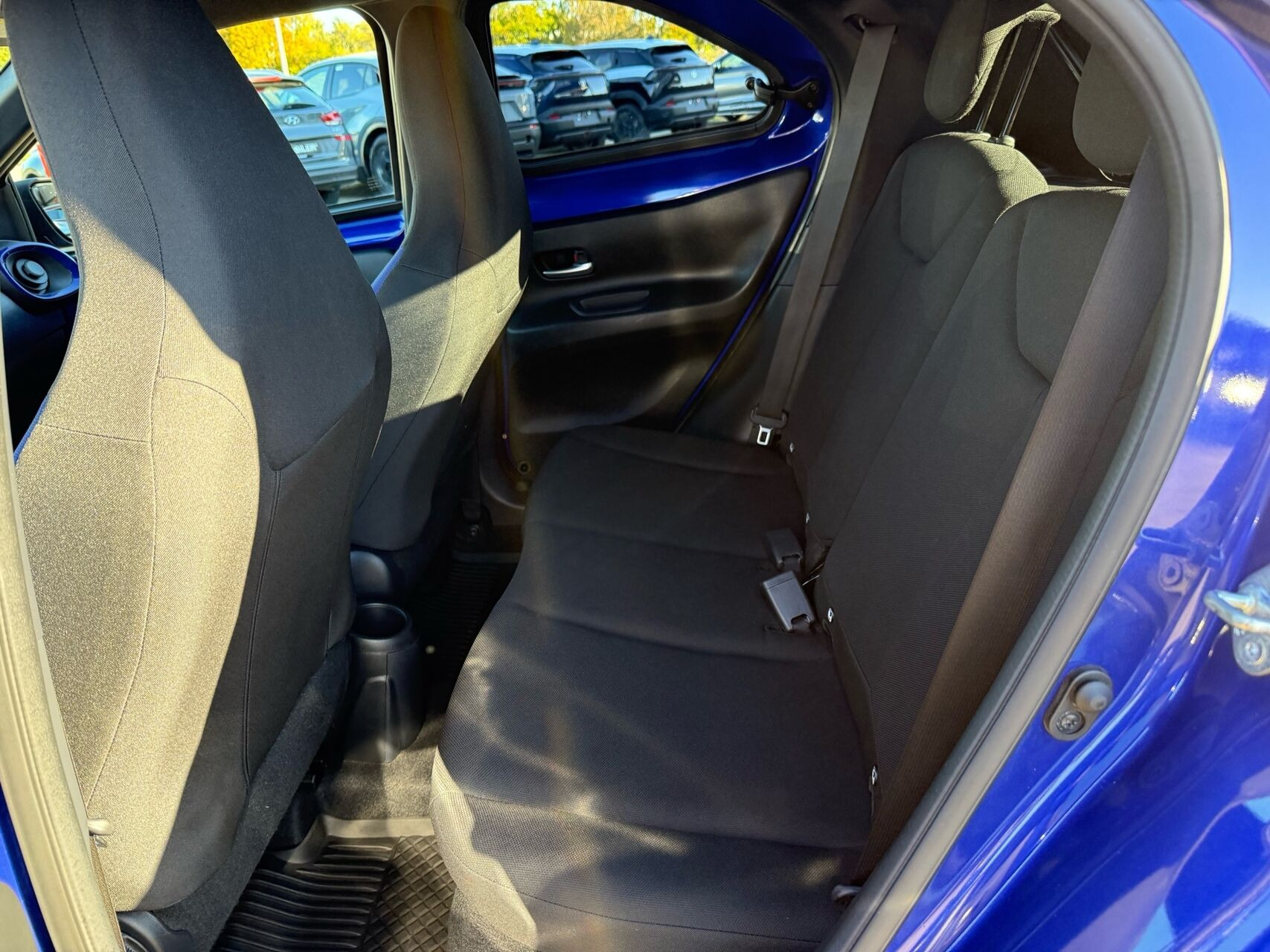 Blå Toyota Aygo X fra 2022