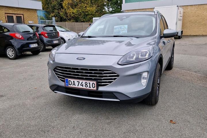 Sølv Ford Kuga fra 2021